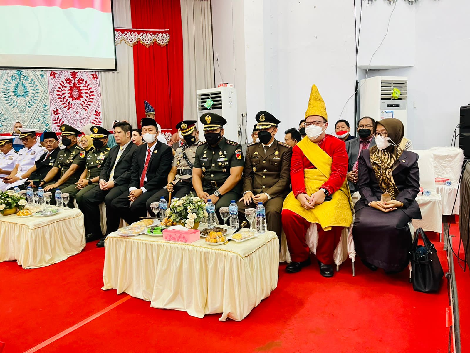 Bersama Jajaran Forkopimda, Kajari Kotamobagu Hadiri Paripurna Istimewa DPRD