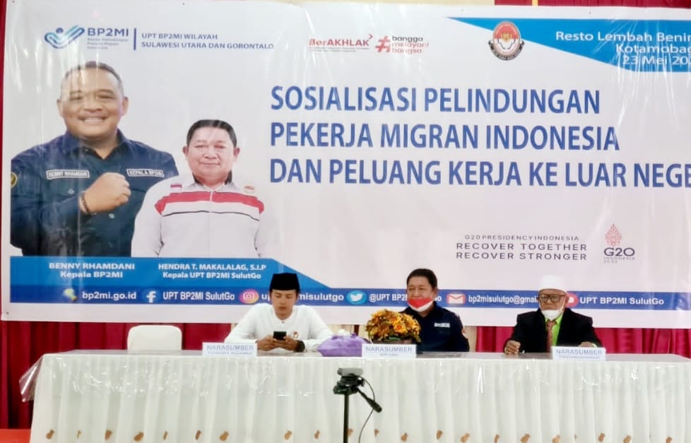 UPT BP2MI SulutGo Gelar Sosialisasi Peluang Kerja ke Luar Negeri pada PSS Bolmong Raya