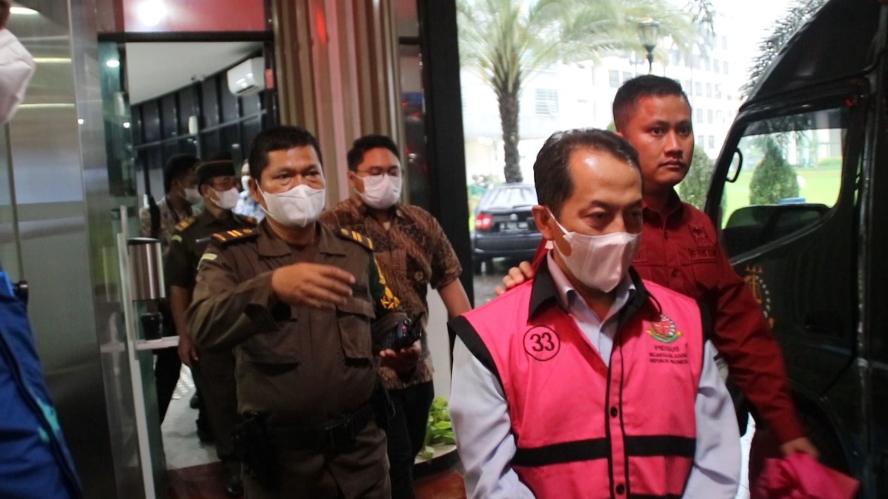 Kejagung Tetapkan 3 Orang Tersangka Dugaan Kasus BTS Kominfo