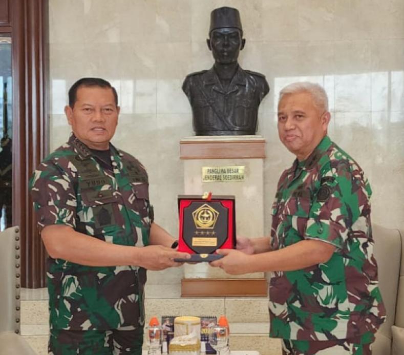 Jampidmil-Panglima TNI Bertemu, Ini yang Bahas