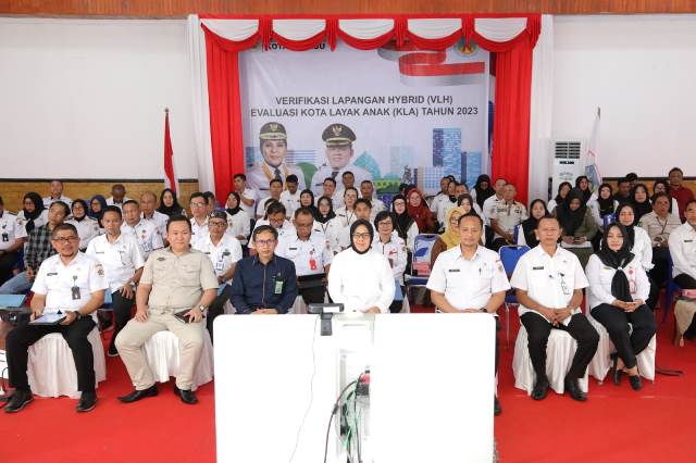 Wali kota Tatong Bara Ikuti Verifikasi Kita Layak Anak Via Virtual