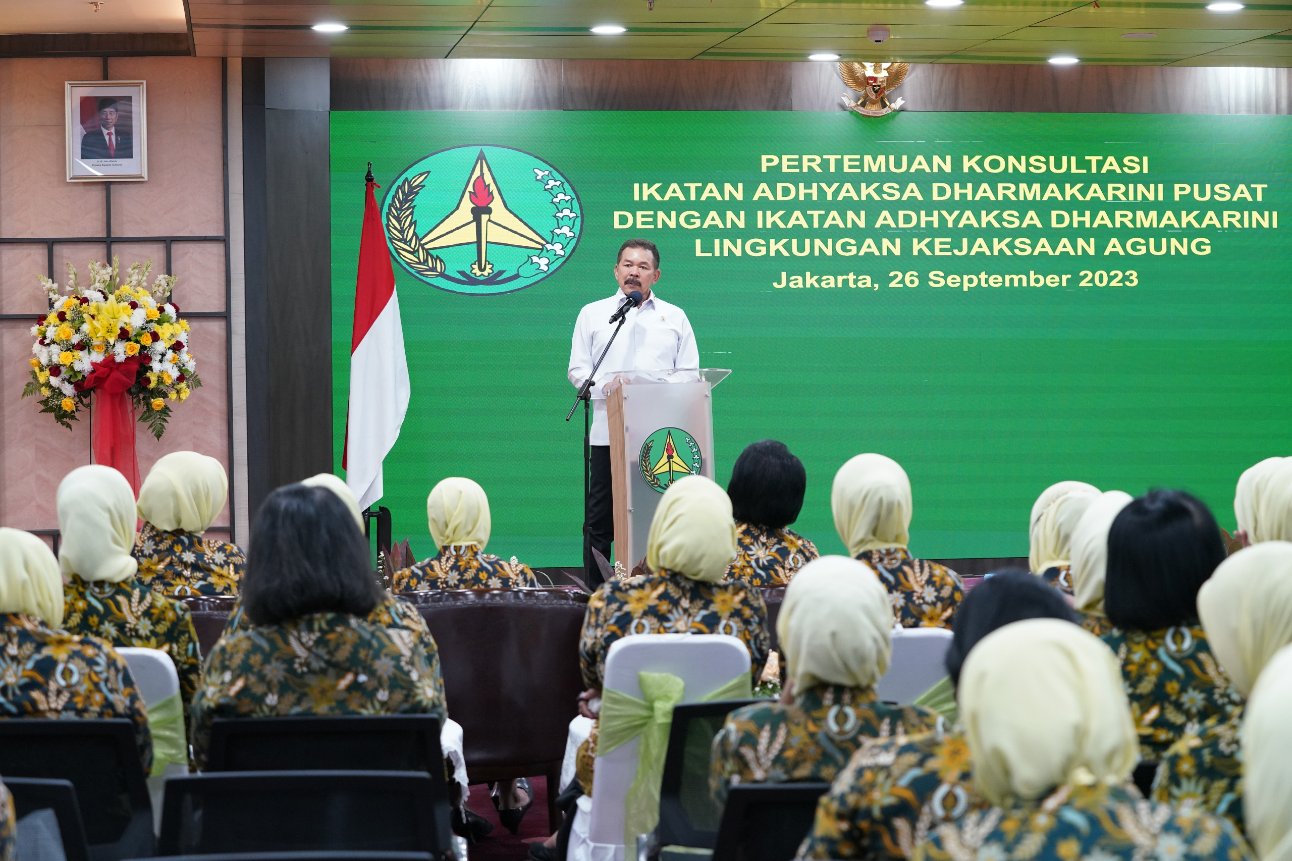 Jaksa Agung ST Burhanuddin: Kesederhanaan adalah Cermin Integritas Keluarga