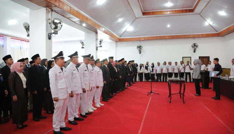 Wali kota Tatong Lantik 102 Pejabat Struktural