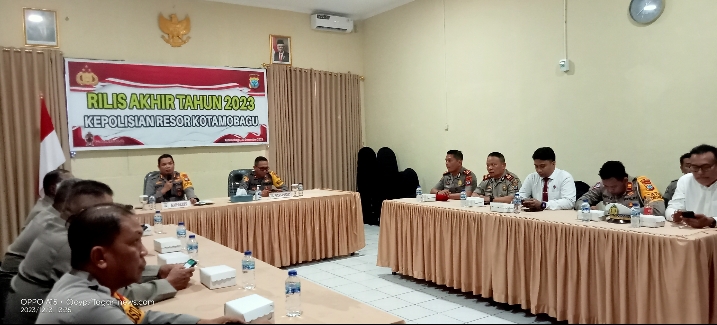 Polres Kotamobagu Gelar Press Rilis Akhir Tahun  