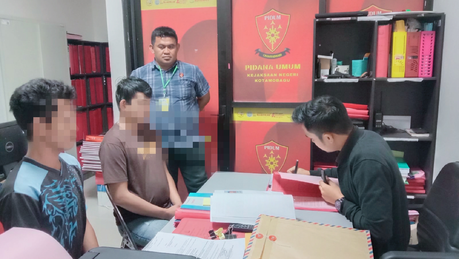 Adira Finance Kotamobagu Pidanakan Nasabah AT terkait Pengalihan Objek Jaminan Fidusia dan VVI Terkait Penadahan