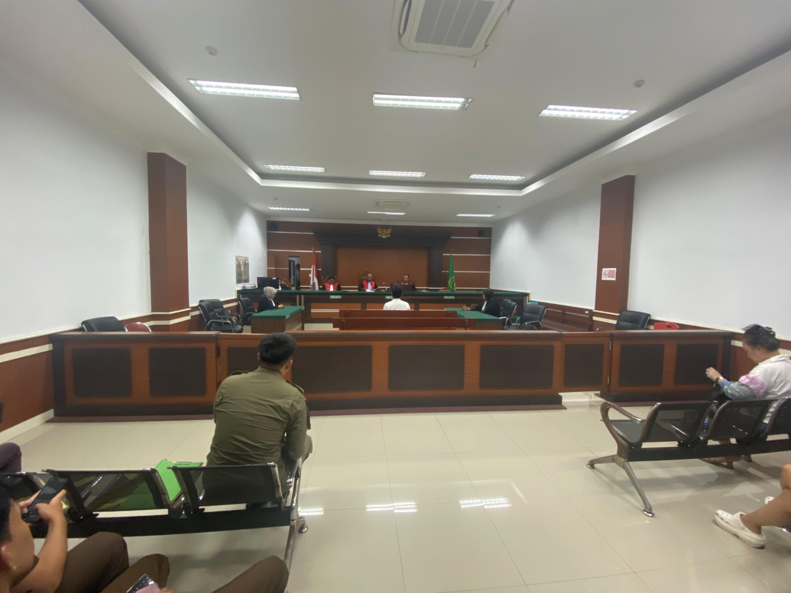 Sidang Korupsi Dana Desa, Mantan Plt Hukum Tua Atep Oki Divonis 4 Tahun Penjara