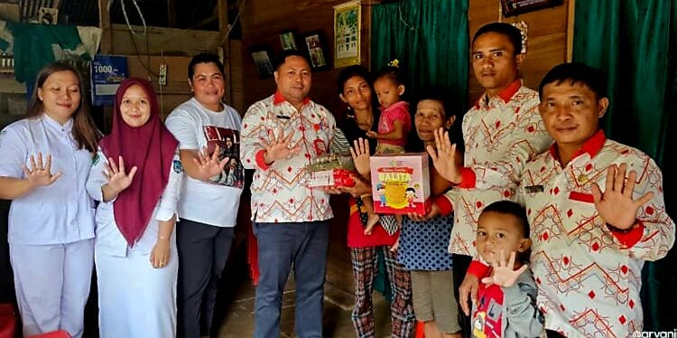 Balita Stunting di Bolsel Terima Bantuan Program Inovasi, Arvan Ohy: Banyak Program yang Telah Kita Selesaikan