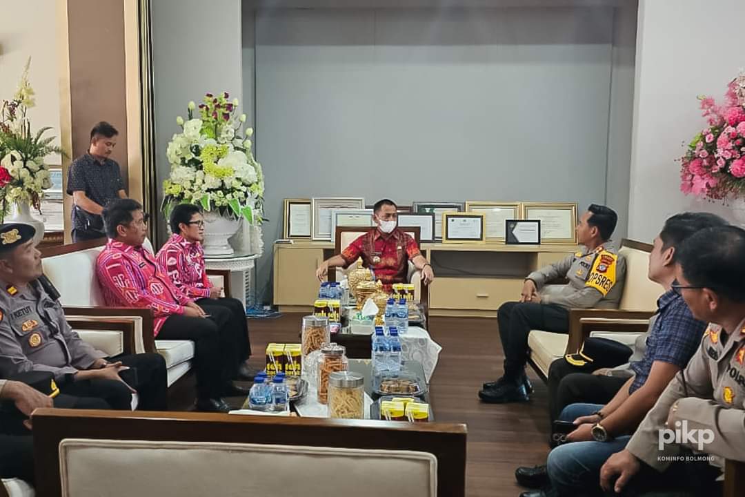 Kunjungan Kerja Kapolres Kota Kotamobagu Disambut Pj Bupati Jusnan Mokoginta