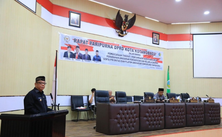 Sambutan Abdullah Mokoginta di Paripurna DPRD Kota Kotamobagu