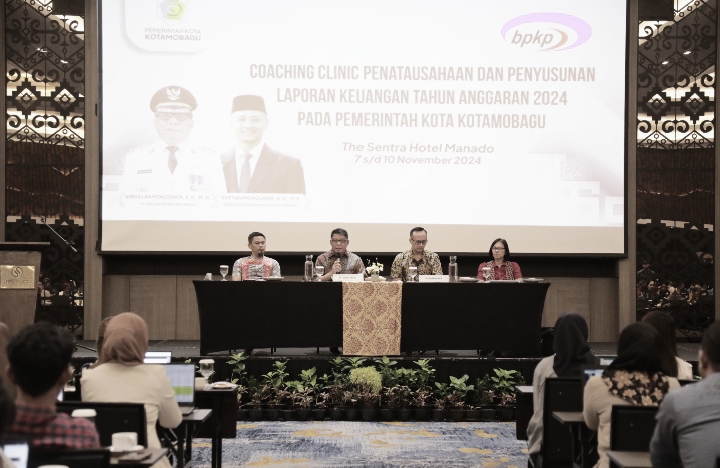 Arahan dan Motivasi Pj. Wali kota Kotamobagu pada Monitoring kegiatan Coaching Clinic Penatausahaan dan Penyusunan LKPD 