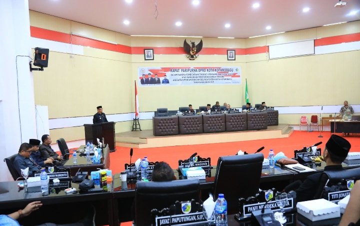 Pj wali kota Kotamobagu hadiri paripurna Dewan