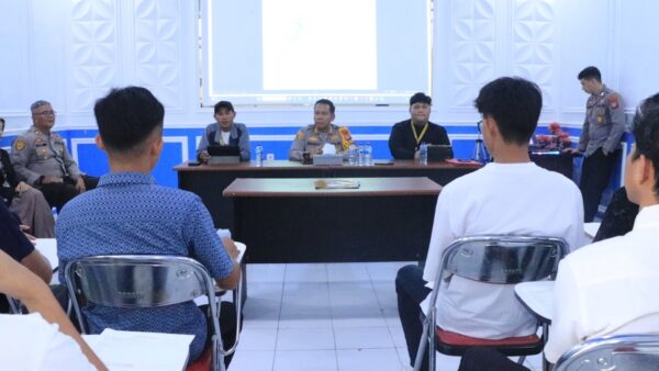 ‘MOTABI’ Polres Kotamobagu: Kapolres AKBP Irwanto Launching Binlat Gratis Masuk Polri bagi Anak Kurang Mampu dan Yatim Piatu