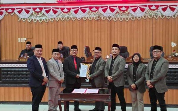 Paripurna DPRD Bolsel Resmi Tetapkan Pasangan IDEAL Sebagai Bupati dan Wakil Bupati 2025 – 2030