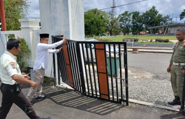 Kajari Elwin Geram Fasilitas Negara Rusak Pasca Keributan di Kejaksaan Kotamobagu 