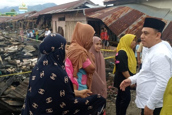 Bupati Yusra Alhabsyi Tinjau Lokasi Kebakaran Pasar Lolak
