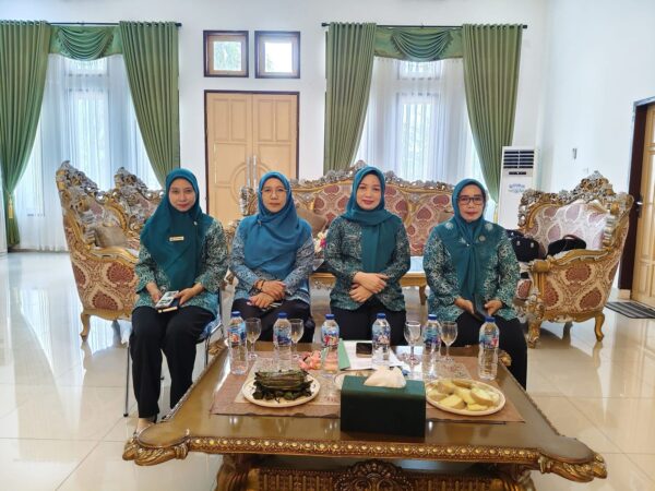 Kalsum Alhabsyi Pimpin Rapat Kerja Perdana TP PKK Bolmong