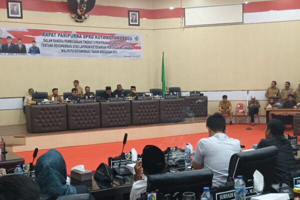 DPRD Kotamobagu Serahkan Rekomendasi atas LKPJ Walikota