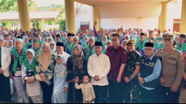 Bupati Yusra Alhabsyi lepas 68 Calon Jemaah Haji Bolaang Mongondo