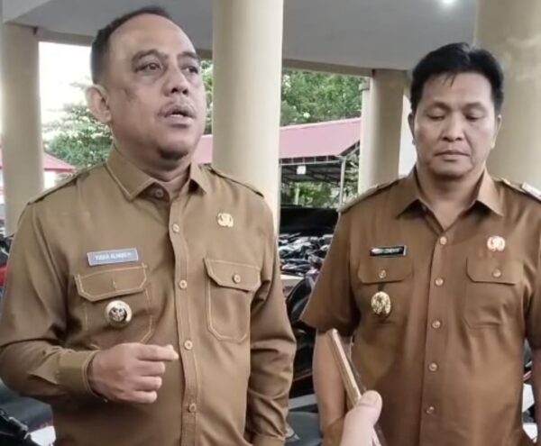 Yusra Alhabsyi – Dony Lumenta Intruksikan Sekolah Tekan Biaya Seragam Siswa