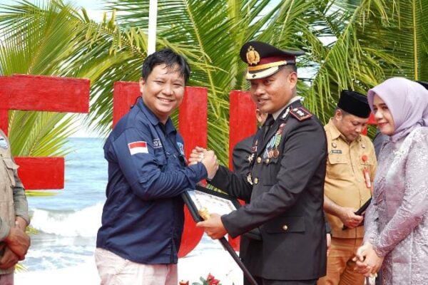 Persatuan Wartawan Indonesia Bolsel Terima Penghargaan dari Kapolres