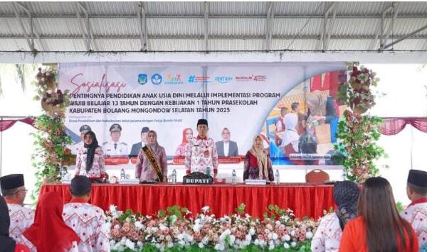 Disdikbud Bolsel Gelar Sosialisasi Program Wajib Belajar 13 Tahun Dirangkaikan Pelantikan Pokja Bunda PAUD