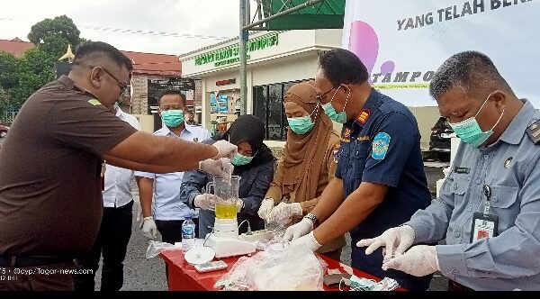 Sudah Berkekuatan Hukum Tetap Kejari Kotamobagu Musnahkan Ratusan Barang Bukti