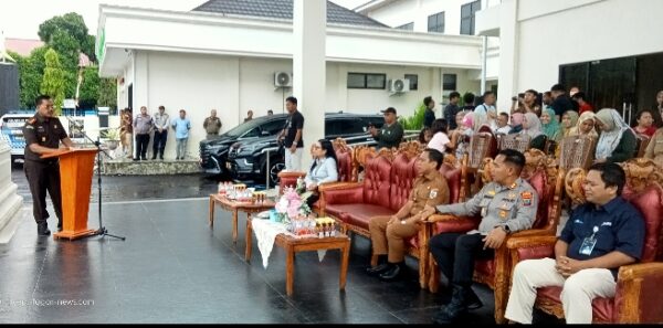 Gerakan Pasar Murah di Kejari Kotamobagu  Mengawali Rangkaian Kegiatan HUT Kejaksaan