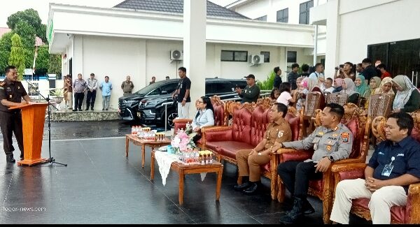 Gerakan Pasar Murah di Kejari Kotamobagu  Mengawali Rangkaian Kegiatan HUT Kejaksaan