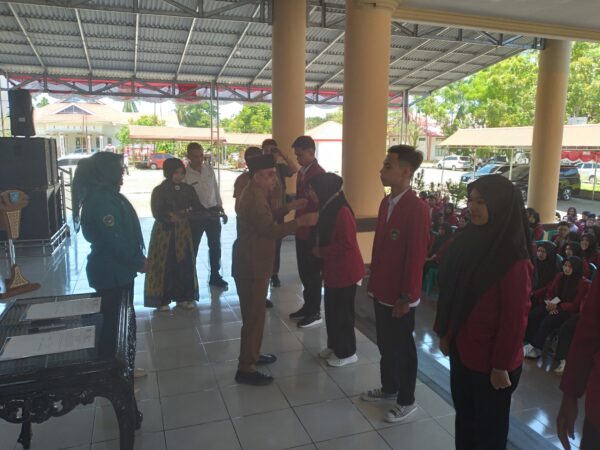 Lepas KKN Mahasiswa IKTGM, Yusra Alhabsyi: Edukasi Masyarakat dengan Inovasi