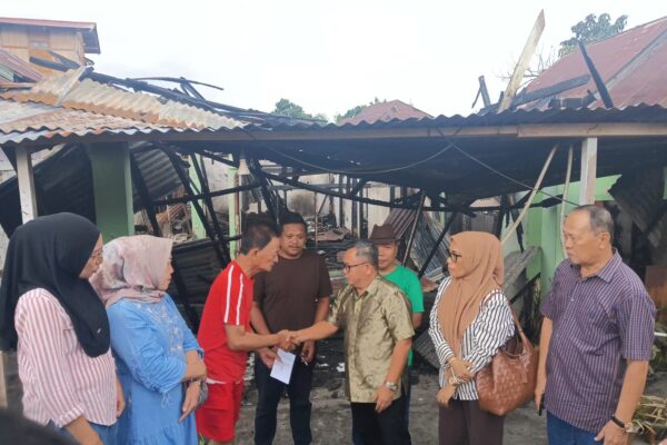 DPC PKB Kotamobagu Bantu Korban Musibah Kebakaran di Kelurahan Tumobui