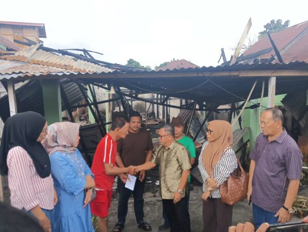 DPC PKB Kotamobagu Bantu Korban Musibah Kebakaran di Kelurahan Tumobui
