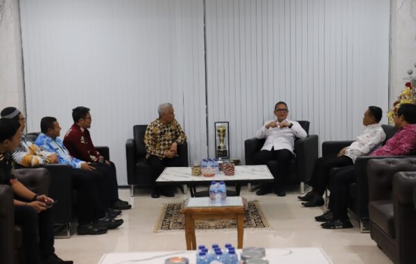 Kunjungan Kerja Kakanwil BPN Sulteng Kejati ke Kejati 