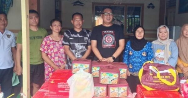 Dinsos Kotamobagu Bantu Warga Terdampak Musibah Kebakaran