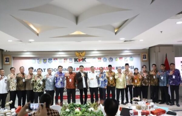 Wali Kota Weny Gaib ikuti Rakor bersama Komisi Pemberantasan Korupsi