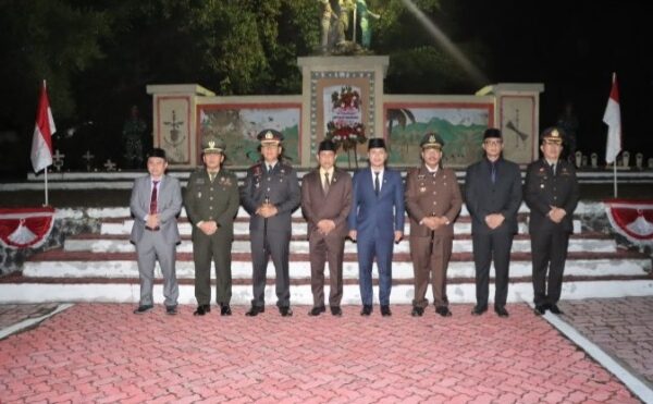 Apel Kehormatan dan Renungan Suci