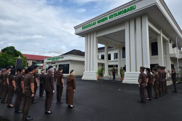 Peringatan Harkodia di Kotamobagu, Kajari Saptono Bacakan Amanat Jaksa Agung 