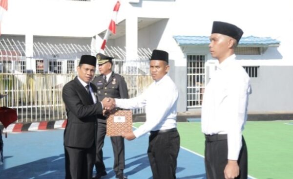 Wali Kota Weny Gaib Serahkan Remisi Narapidana di Rutan Kelas II B Kotamobagu