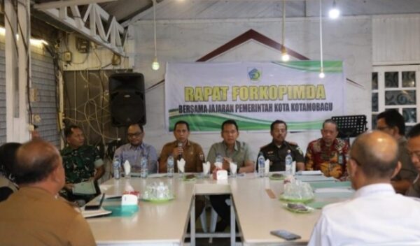 Wali Kota Weny Gaib Pimpin rapat Forkopimda 