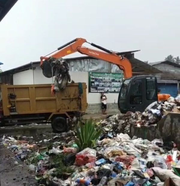 Dikeluhkan Warga, Pemkab Bolmong Libatkan Lintas Instansi Bersihkan Sampah di Sejumlah Titik
