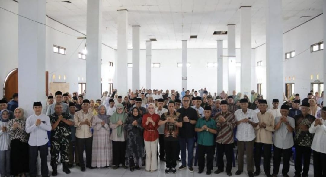 Walikota Weny Gaib Hadiri Halal bi Halal Kotamobagu Barat